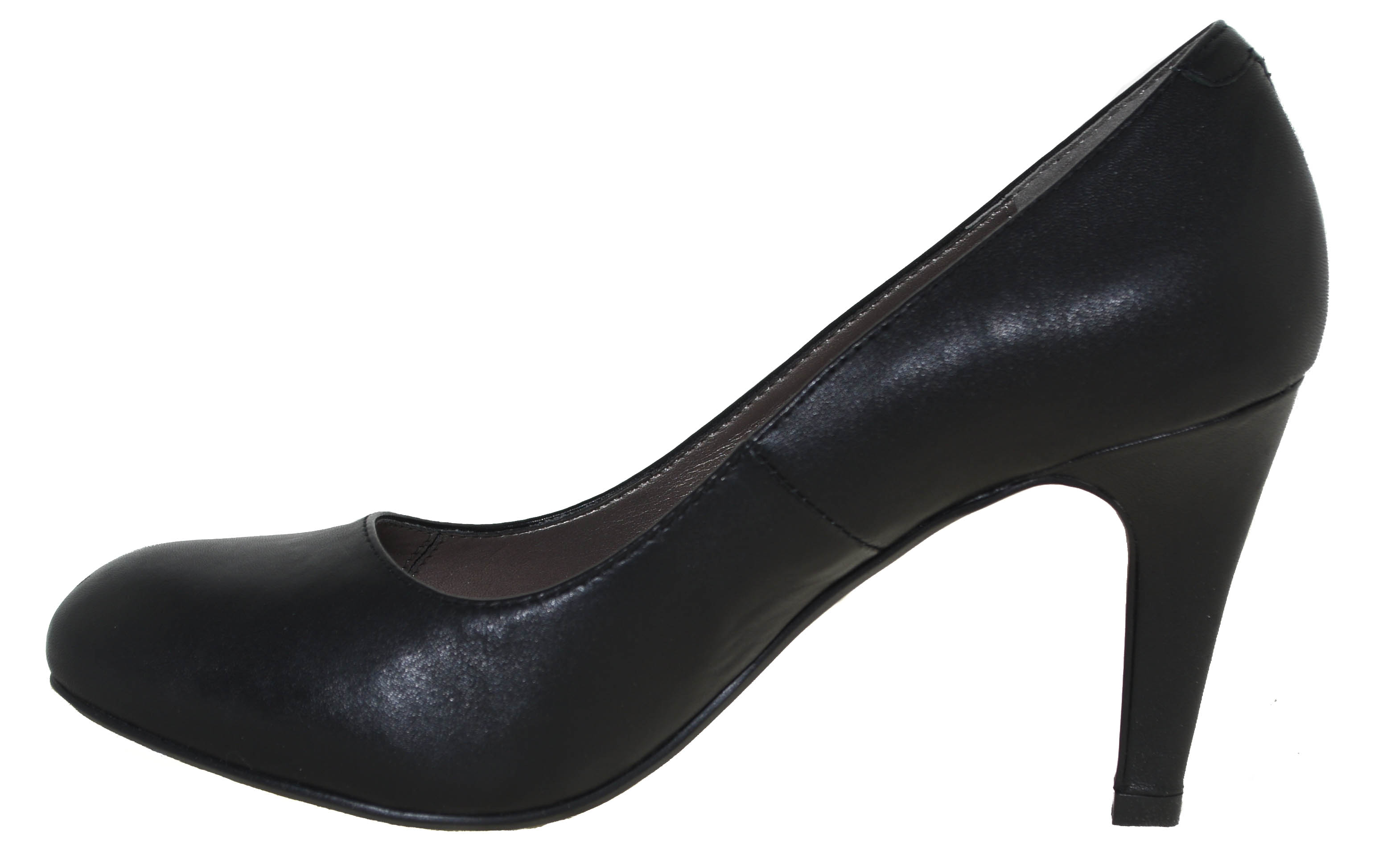classic round toe pumps