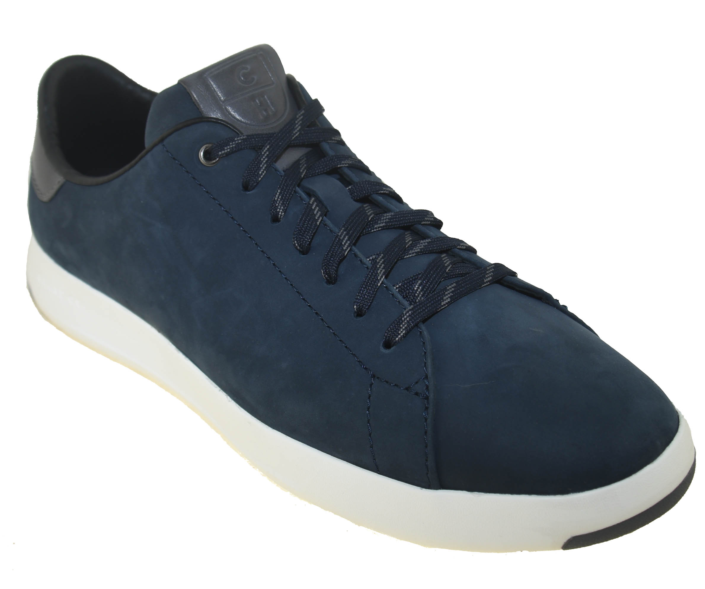 grandpro low top sneaker