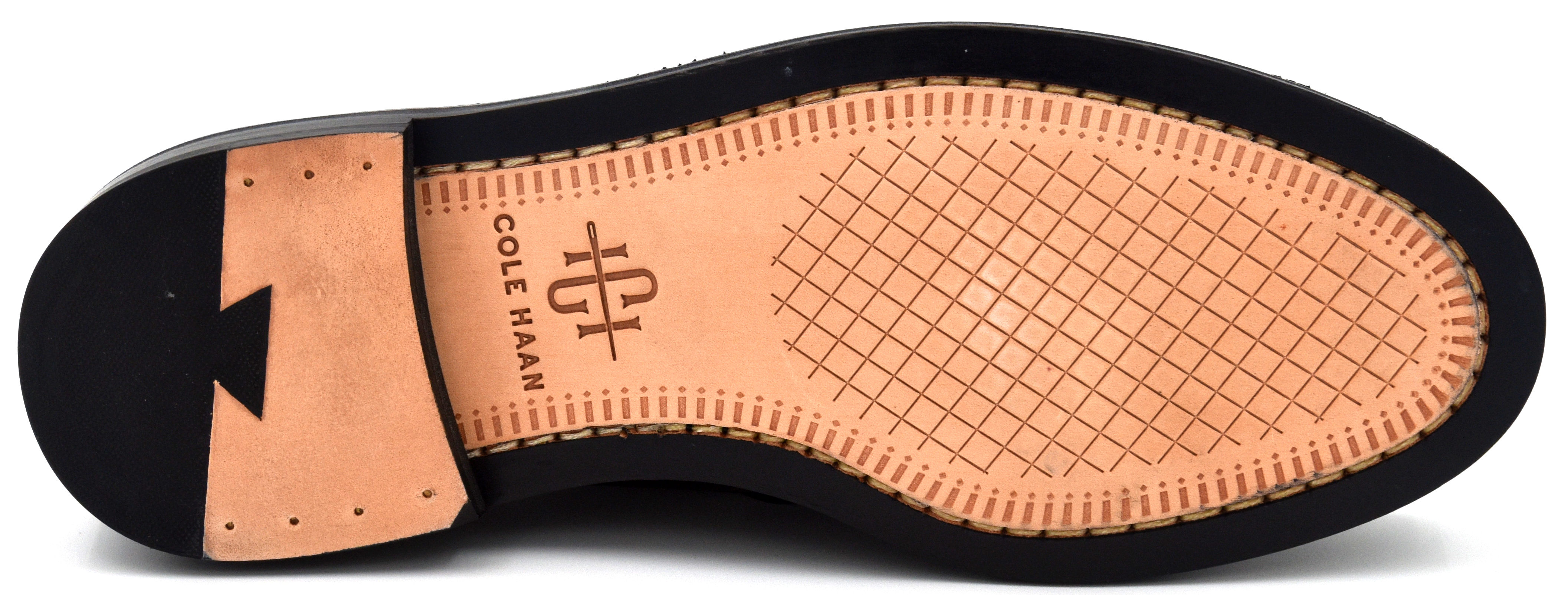 Cole Haan Men display picture 1